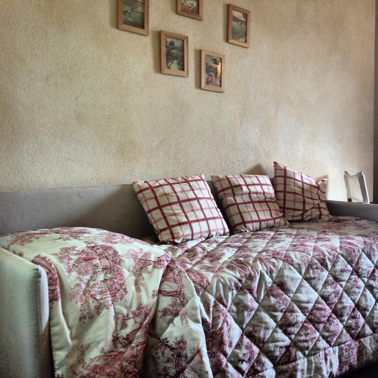 Villa Le 5 Frecce Cavour Zimmer foto