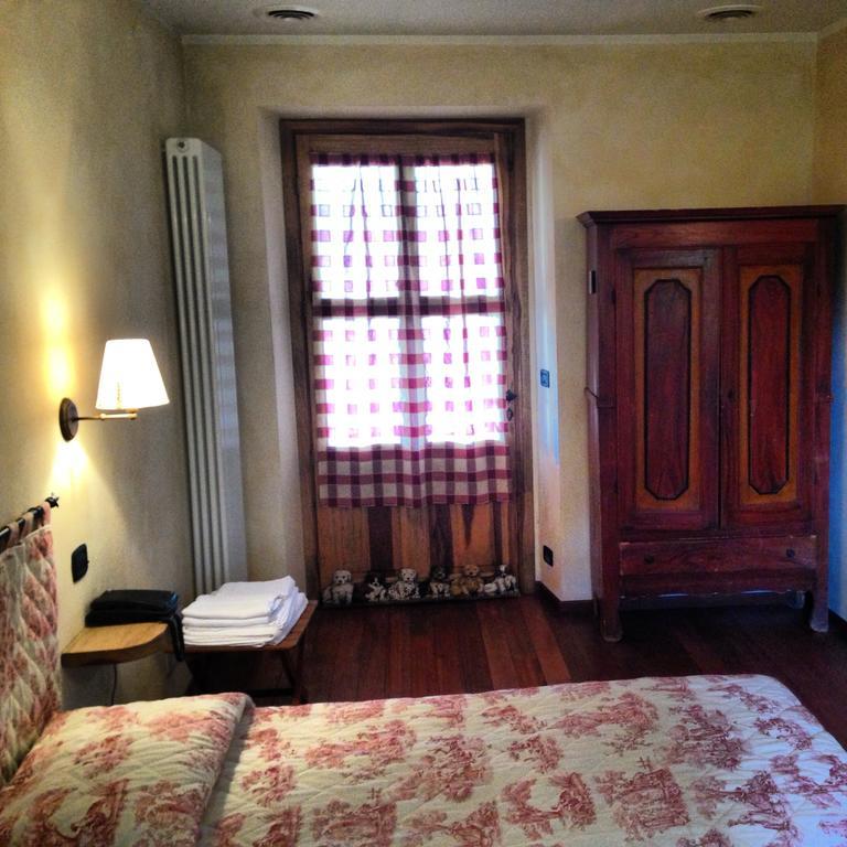 Villa Le 5 Frecce Cavour Zimmer foto